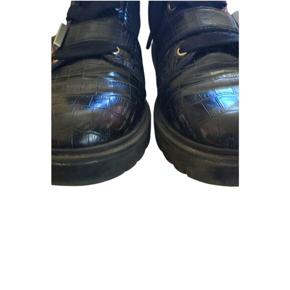 dv by Dolce Vita Black Combat Boots | Size 7 | Pre-Owned - Picture 6 of 8